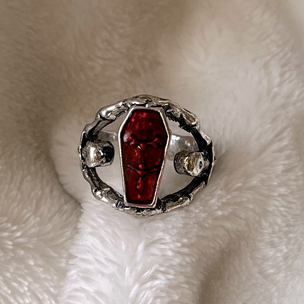 🔴 Red Coffin Ring